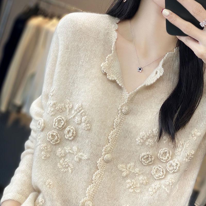2026 Autumn Winter Women’s Loose Knit Cashmere Cardigan – Round Neck Lace Jacquard Wool Sweater Coat.