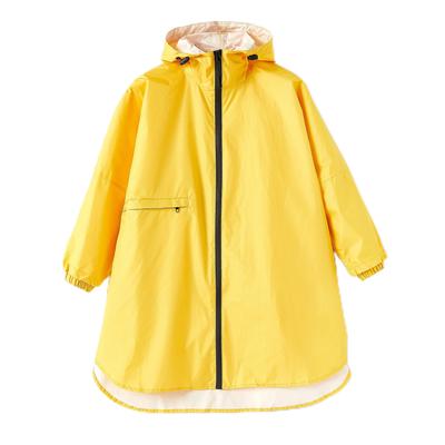 Für Jungen und Kinder Regen wasserdicht mit Taschen und Stauraum Regen Regenzeit Größe L [JYZ] Regenmantel, Rucksack, Mädchen, Regenbekleidung, Poncho, Ausrüstung,