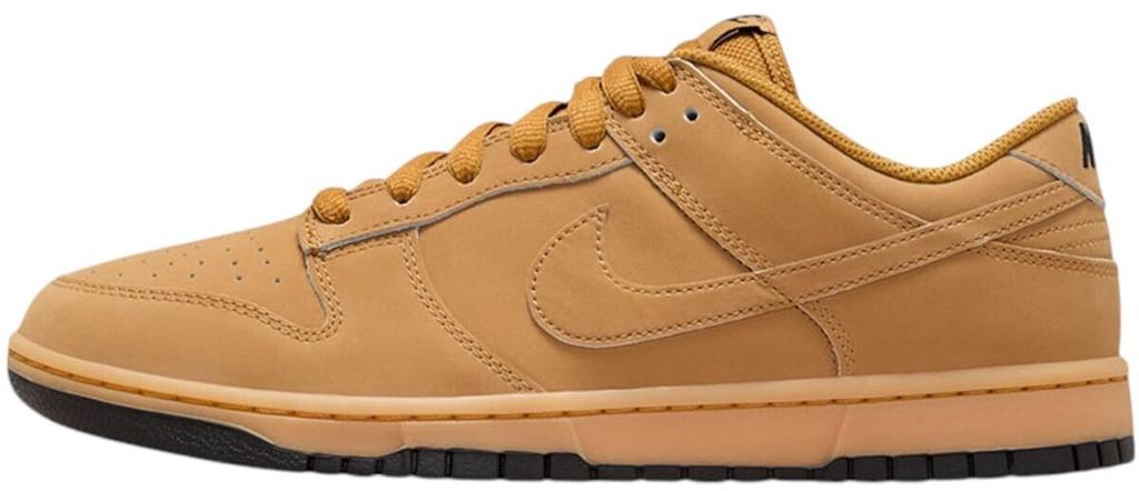 Nike Dunk Low Retro SE Sneakers