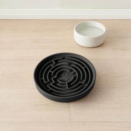Slow Feeder Dog Bowl, Silicone Maze Slow Feeder Bowl, Prevents Choking, Suction Cup Non-Slip Dog Dish for Small to Large Dogs