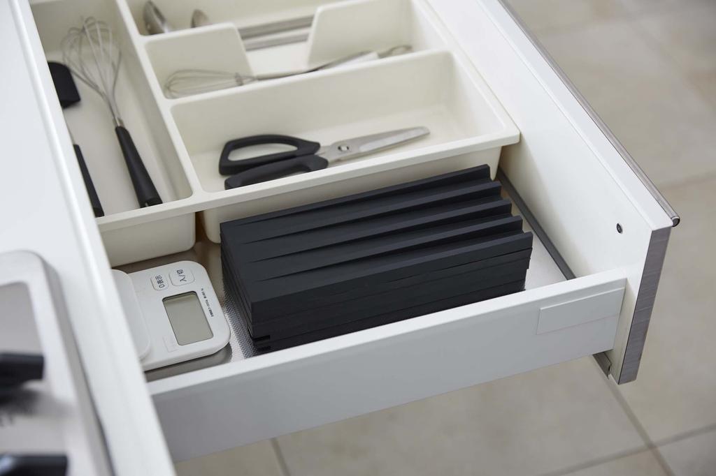 Yamazaki Jitsugyo 3836 Folding Drainer Tray Black x D25 x Tower 3way Drainer Mat Allows Water Droplets to Directly Rinse into the Sink 3836 Approx.