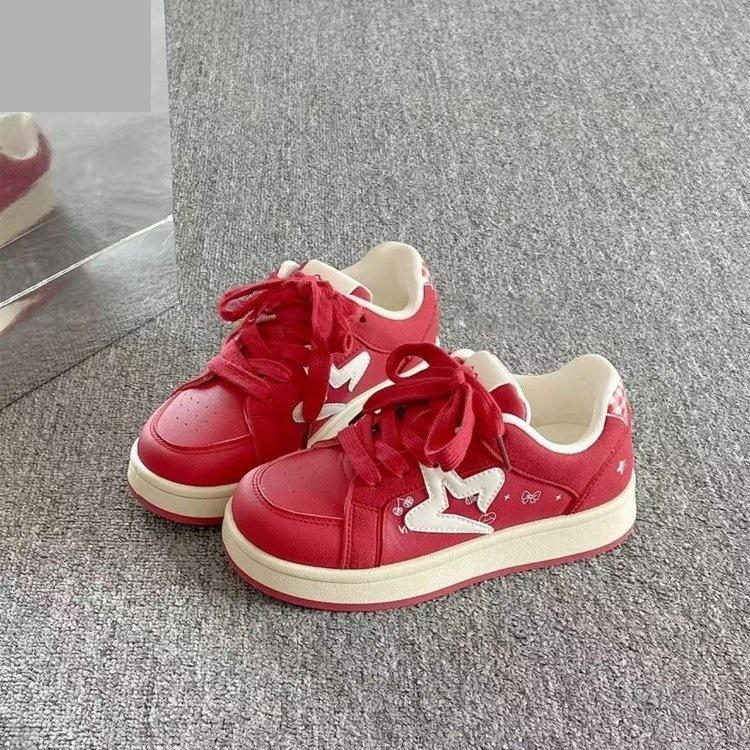 Korean platform white shoes star niche casual bread shoes 2025 autumn new versatile women's sports shoes