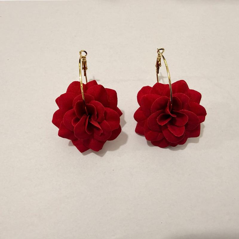 

Elegant Red Rose Flower Hoop Earrings for Women Exquisite Hand Woven Big Floral Circle Ear Buckles Earrings Party Charms Zircon красный