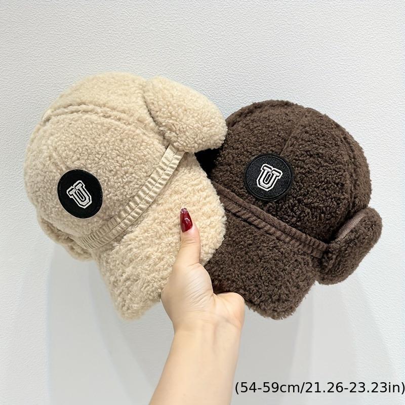 New Style Unisex Baseball Cap for Winter, Thickened And Warm with Ear Protection, Versatile Embroidered U Letter Plush Flat Cap.