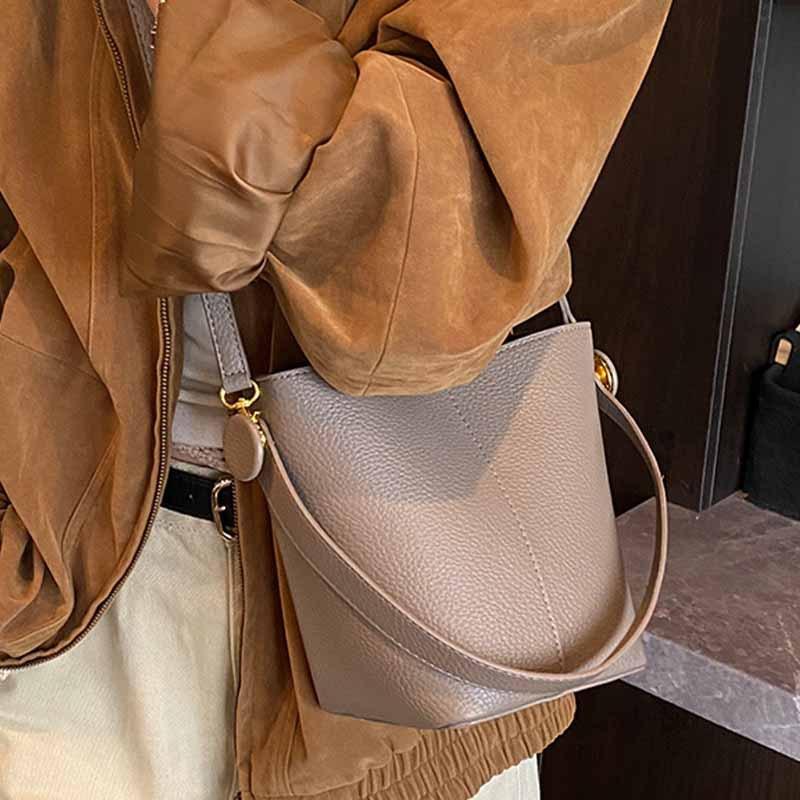 Korean niche handbag women's 2025 new fashion retro bucket bag high-end versatile shoulder messenger bag