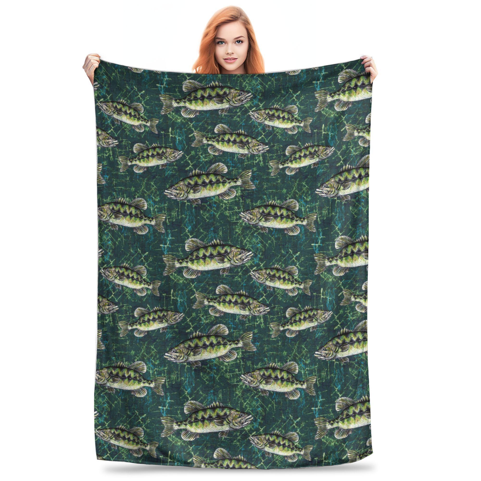 Largemouth Bass Camo Pattern Blanket Soft Warm Flannel Throw Blanket Bedspread for Bed Living room Picnic Travel Home Couch Size: 75*100cm, Weight: 230 GSM