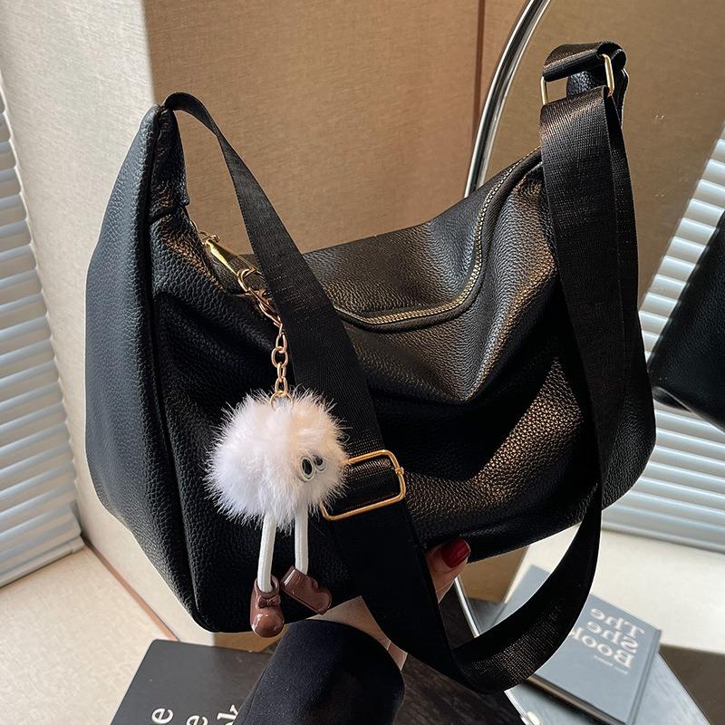 Soft Leather Bag Women's New Fashion Broadband Messenger Bag Women's Autumn Versatile Shoulder Pillow Bag