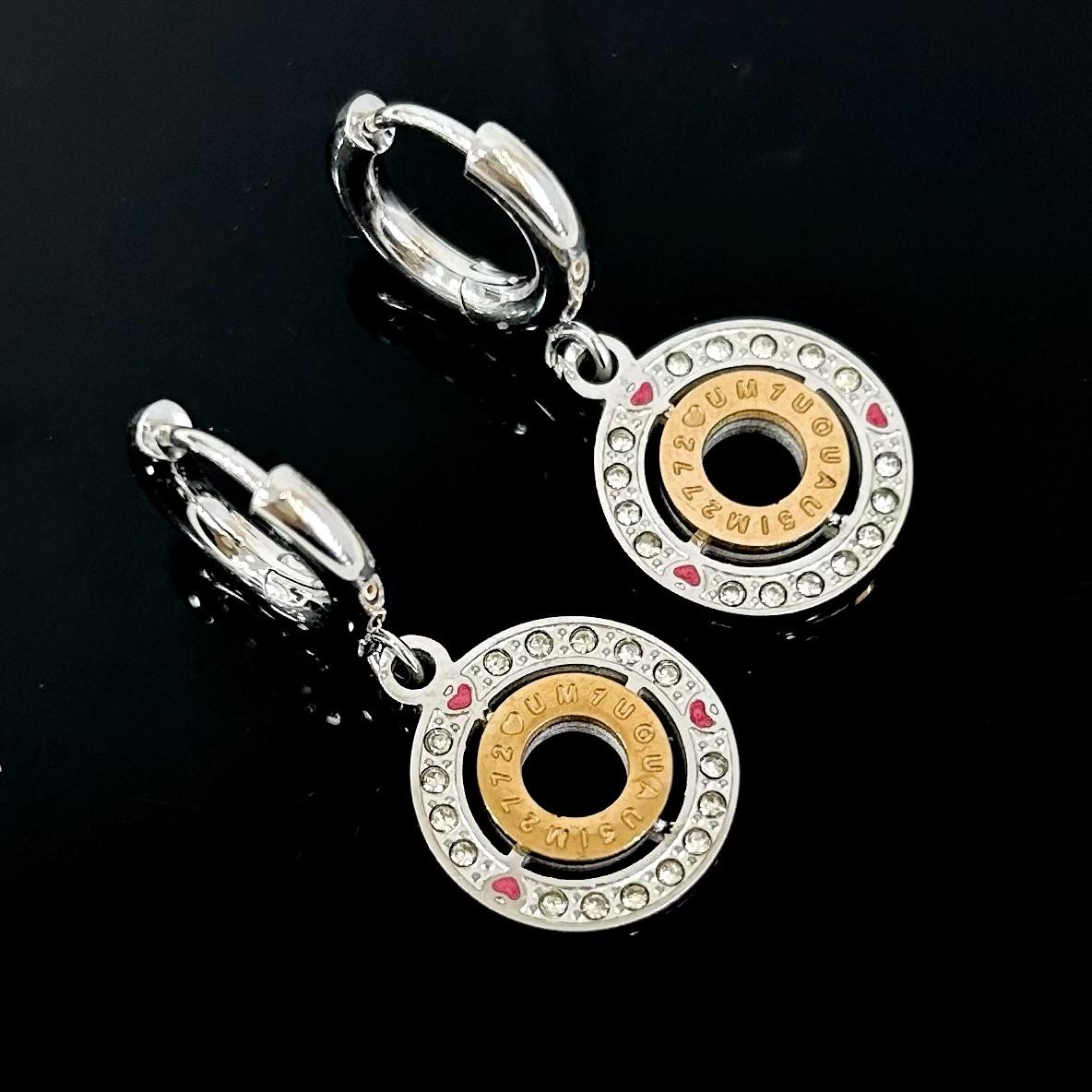 Delicate and adorable stainless steel boat-shaped headphone donut ear studs accessory Stainless steel earrings