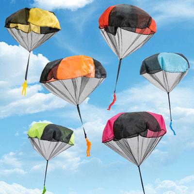 Kinder Fallschirmspielzeug Fallschirm zum Werfen Landspielzeug Leicht Verhedderungsfrei Digital Outdoor Indoor Fallschirm