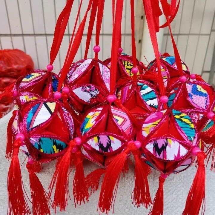 Handmade Hydrangea Dance Ethnic Craft - March 3rd Jingxi Festival, Zhuang Nationality