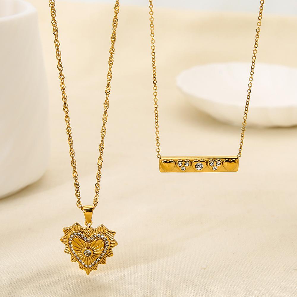 Popular retro stainless steel love zircon necklace geometric splicing design plated with 18K gold jewelry women