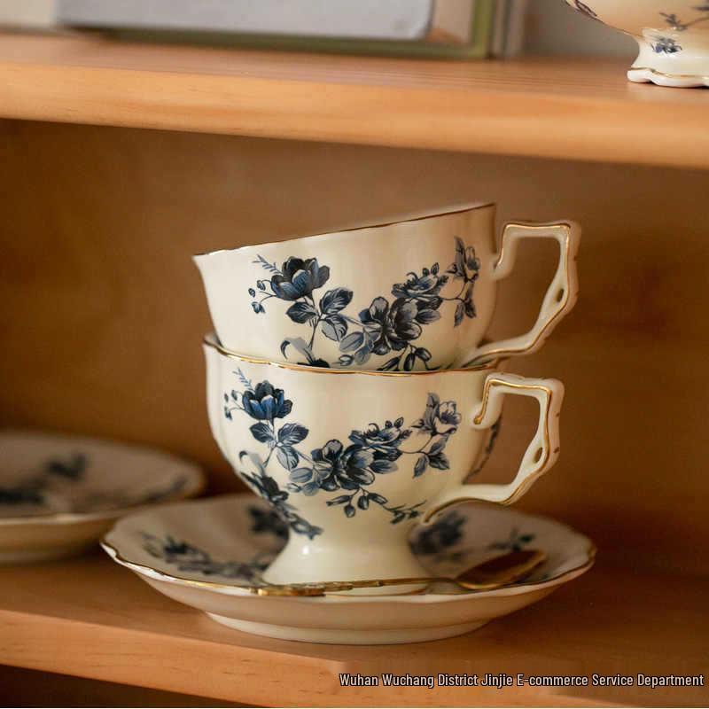 French Retro Blue & White Ceramic Tea Set: Cup, Saucer, Teapot for Elegant Afternoon Tea