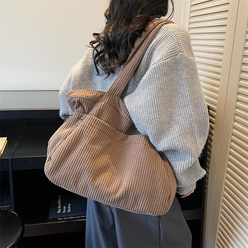 Winter solid color corduroy tote bag women's style large capacity versatile shoulder handbag casual bag