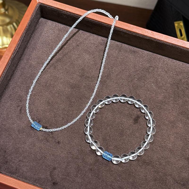 Spring/Summer Aquamarine Crystal Beaded Bracelet - Elegant & Versatile Jewelry