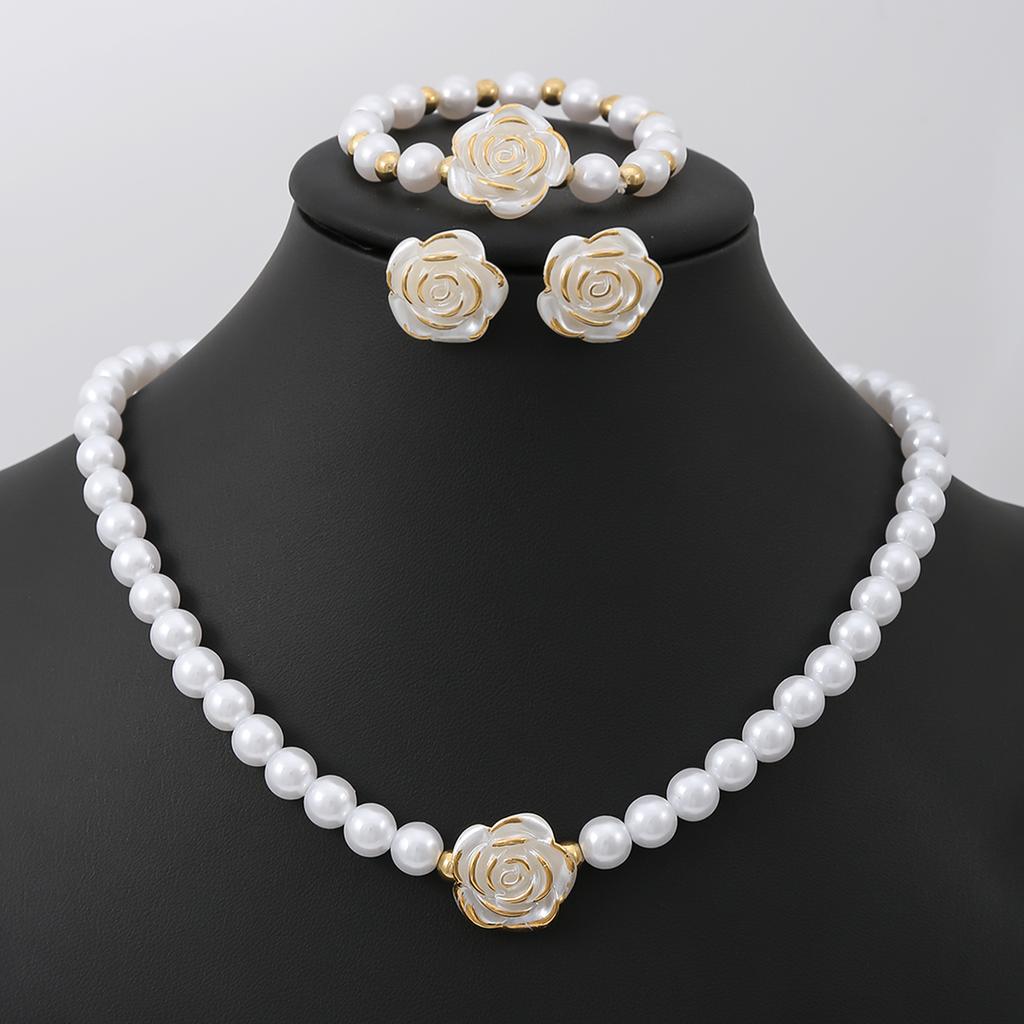 Elegant Imitation Zircon Delicate Flower Necklace Bracelets Earrings Women's Daily Versatile Party Banquet Wedding Zircon Gifts