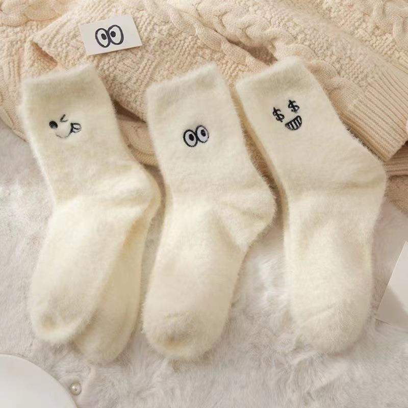Socks women's autumn and winter tube socks cute trendy mink velvet thickened warm furry stockings