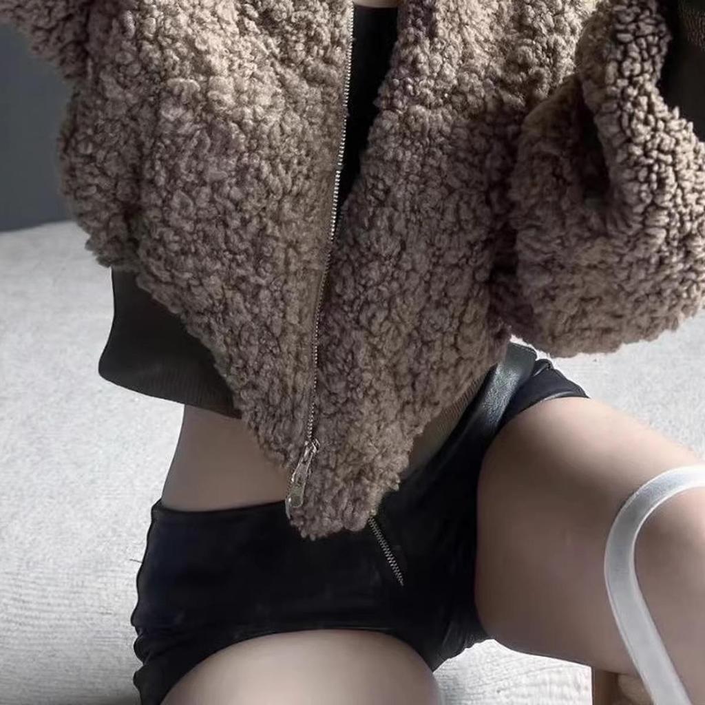 Black Low-Waist PU Leather Ultra-Shorts for Women - Summer 2026 Arrival
