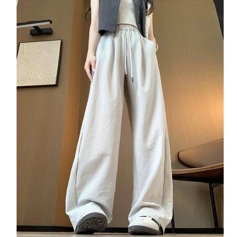 Pantaloni sportivi bianchi a gamba larga estivi da donna drappeggiati dritti larghi casual ad asciugatura rapida seta ghiacciata raso banana pantaloni scimitarra