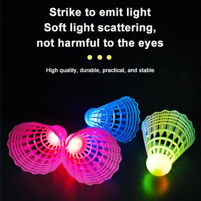 3 ks LED osvětlené badmintonové míčky Barevné plastové badmintonové košíčky Dětský badmintonový trénink Vysoce elastické košíčky