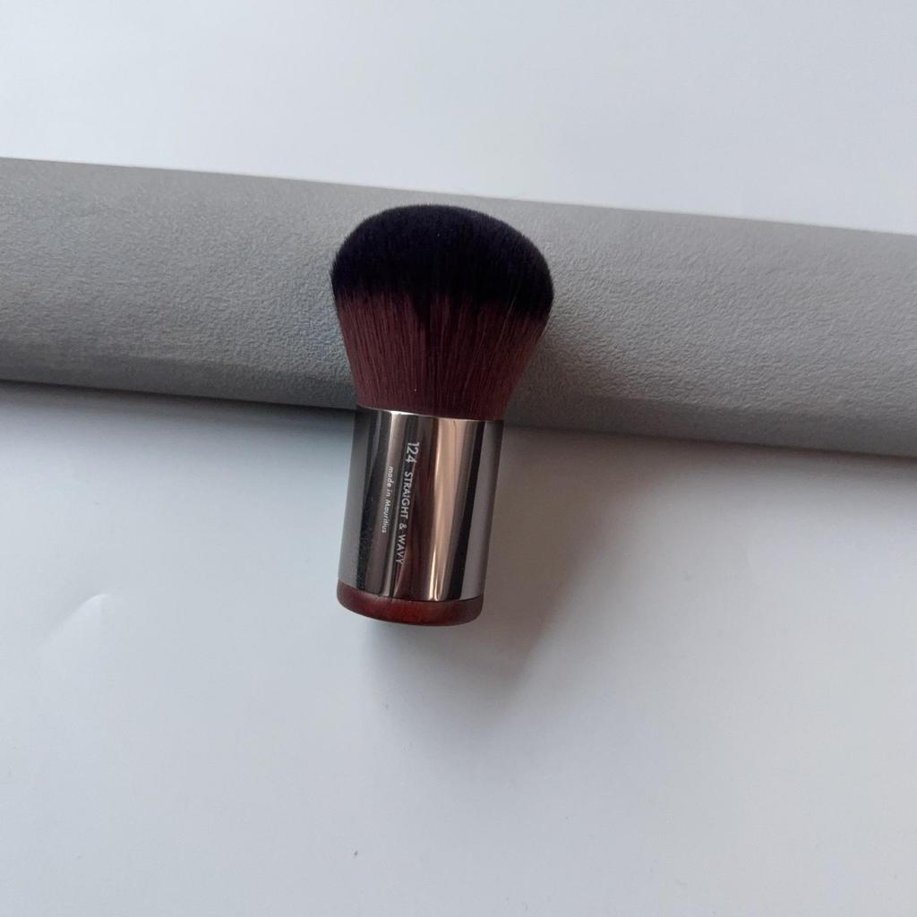 Kompletní sada štětců na make-up řady MF: Pudr, Tvářenka, Make-up, Rozjasňovač, Oční stíny, Oční linky, Rty, Štětce na obočí.