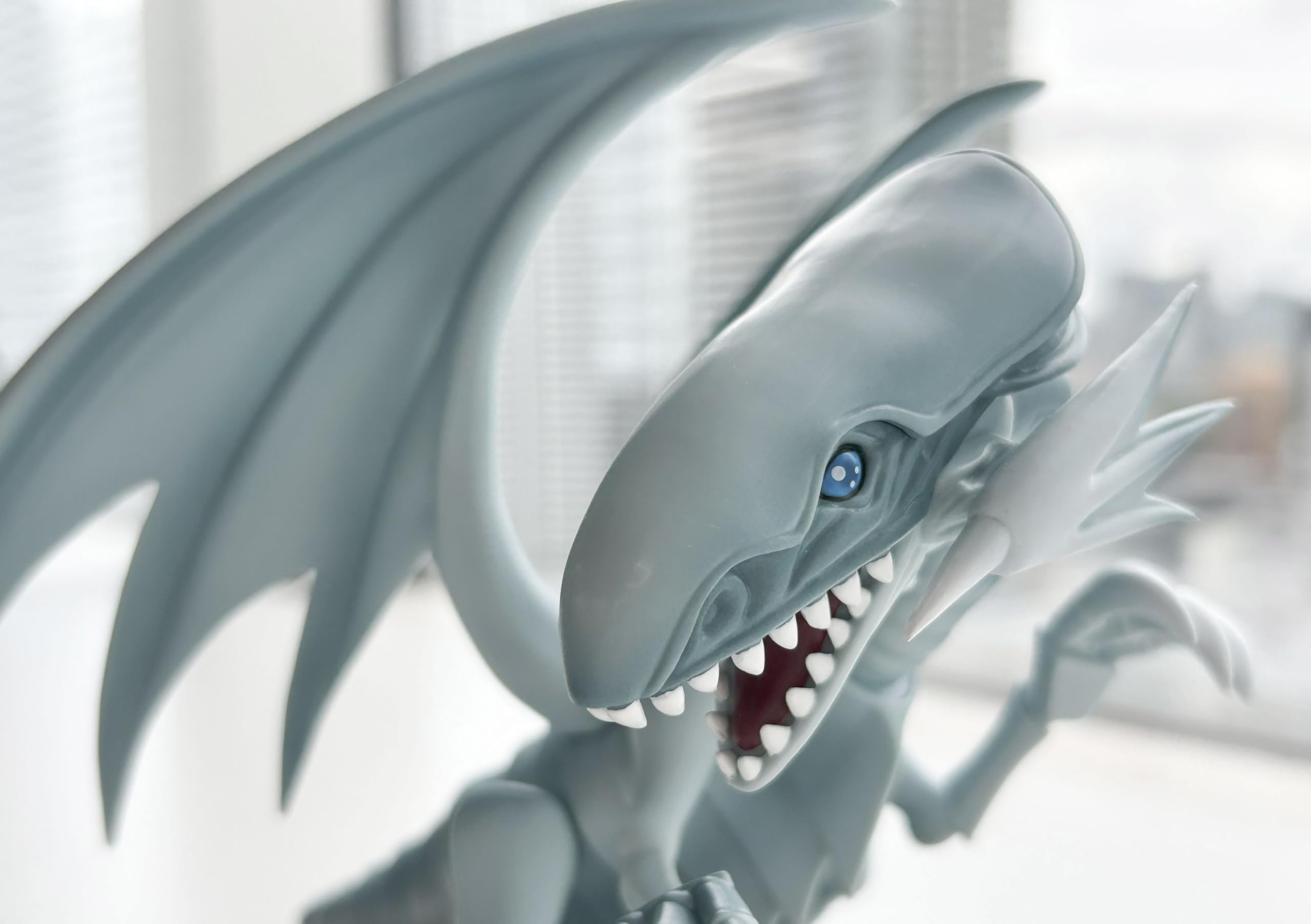 Карточная игра Yu-Gi-Oh Равные Искусства Белый Дракон Глаз Гора (Голубые глаза белый Дракон) приблизительно. 22.5cm