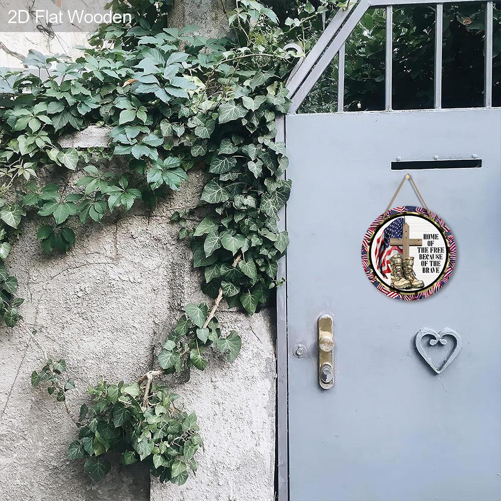 2D Flat 1pc Home of The Free Because of The Brave Wooden Hanging Sign - Patriotic Military Cross & Combat Boots Themed Rustic Door Plaque for Home