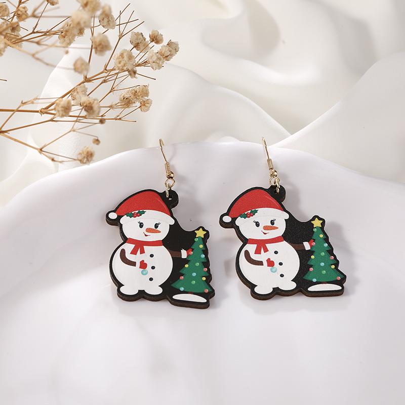 High-End Reindeer Candy Christmas Earrings for Women: Cute Cartoon Holiday Jewelry