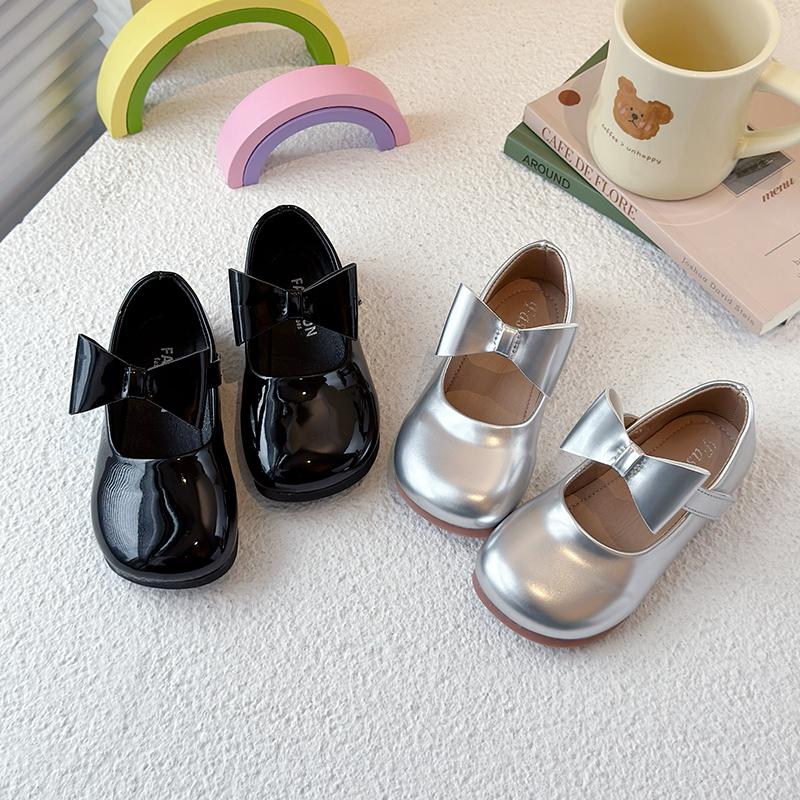 Kids Flat Shoes Solid Color Versatile Girls Leather Shoes Sweet Bows 2025 New Children Princess Shoes Round Toes Ins Trendy