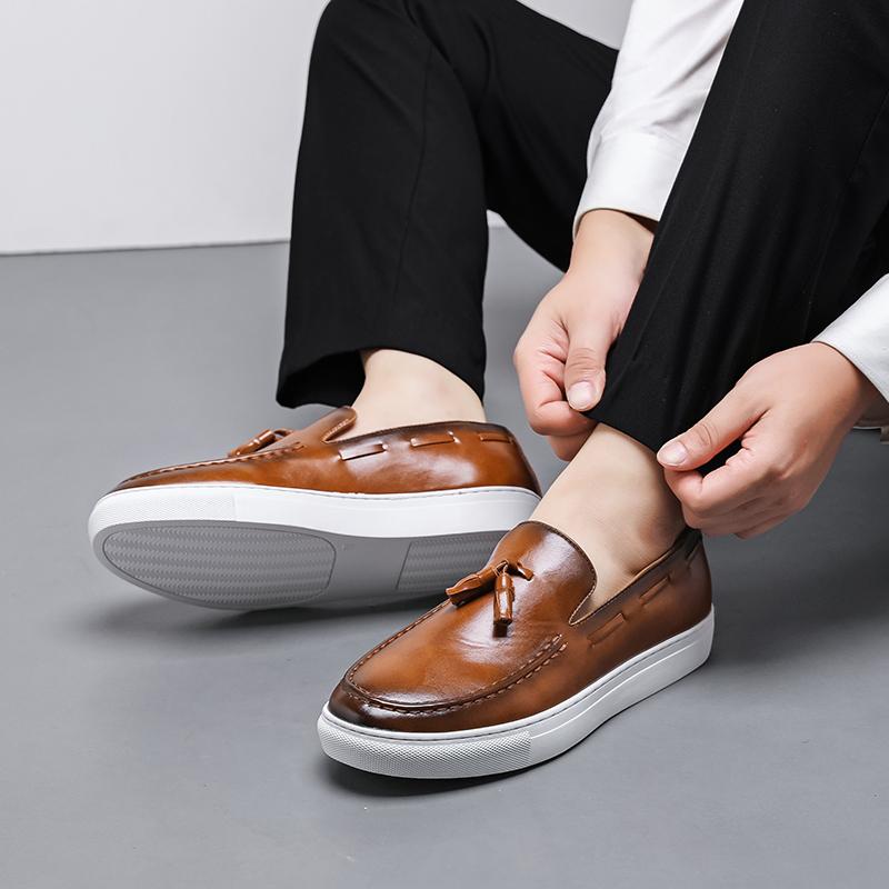 Fashion Brand High Quality Tassels Men's Shoes Handmade Leather Footwear Casual Business Flats Outdoor Soft Soled Travel Slip-on Shoes