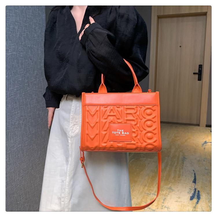 New Tote Bag Niche Versatile Large-capacity High-end Printed Women's Bag Shoulder Bag Messenger Bag Bag