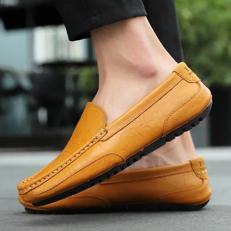 Genuine Leather Men Casual Shoes Luxury Brand Breathable Slip on Black Driving Shoes Soft Men Loafers Moccasins Plus Size 37-47