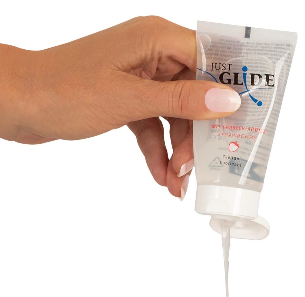 Just Glide - Moisturizing Water-Based Lubricant Strawberry 50 Ml