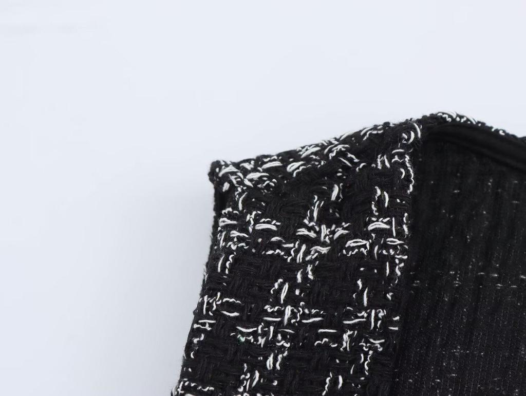 2025 Spring Women's European & American Style Tweed Set: Fashionable Short Top & Half Skirt