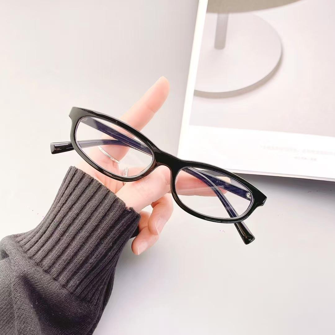 

Vintage Style Men Sunglasses Fashion Oval Shape Anti-Glare Women Sun Glasses Holiday Travelling Female Sunglasses