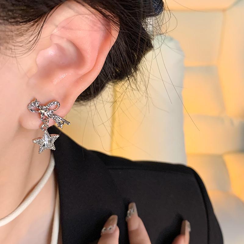 Korean Hot Style Diamond Star Bow Earrings with S925 Silver Needle