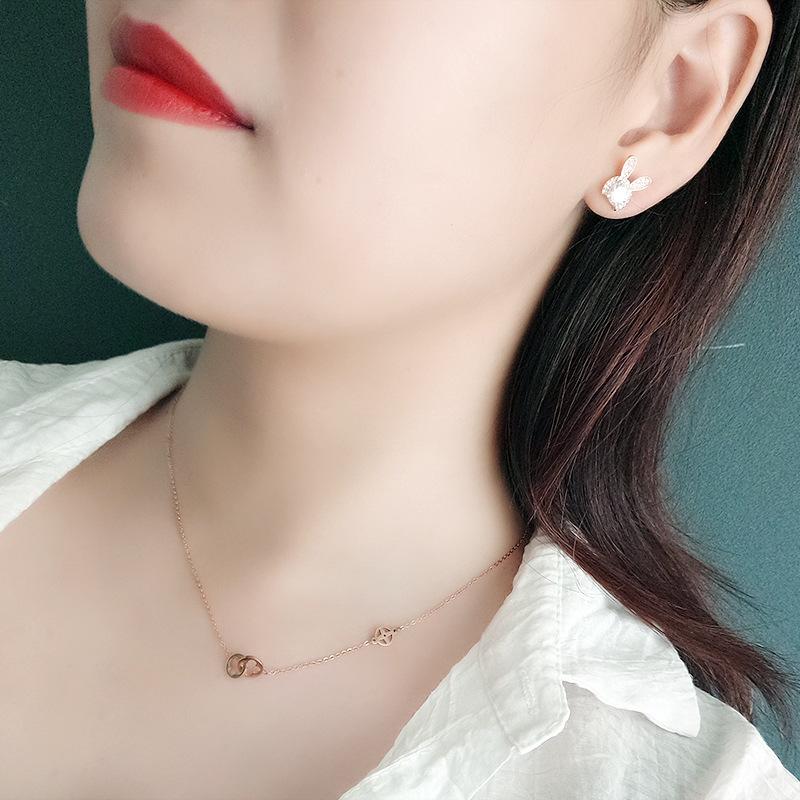 Luxury Korean fashion ear jewelry, cute kawaii rabbit stud earrings for women, sweet and small zircon animal earrings