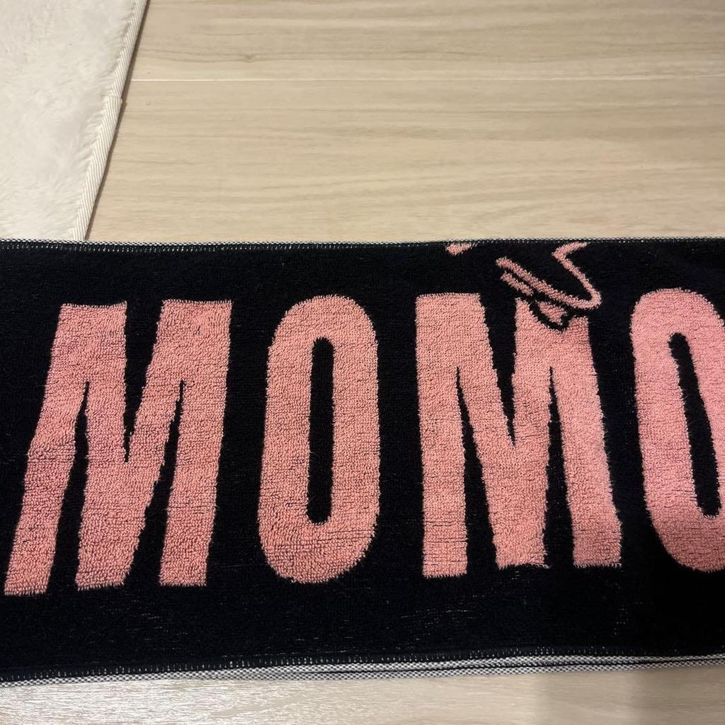 [USED] TWICE THIS IS FOR Towel MOMO
