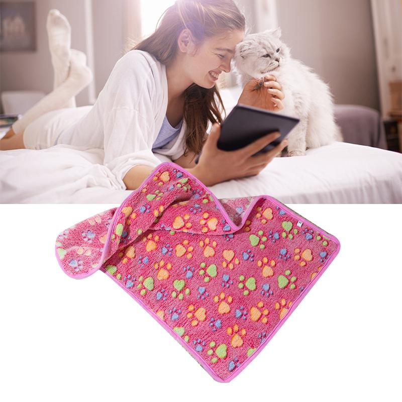 Dog Blanket Cute Claw Prints On Pink Thermal Soft Fiber Comfortable Cat Sleep Blanket for House