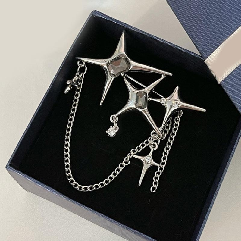 Stilvolle Damenbrosche Vierzackiger Stern Kette Blusenanstecknadel Kristallabzeichen Schmuck Persönlichkeit Punk Brosche für Damen