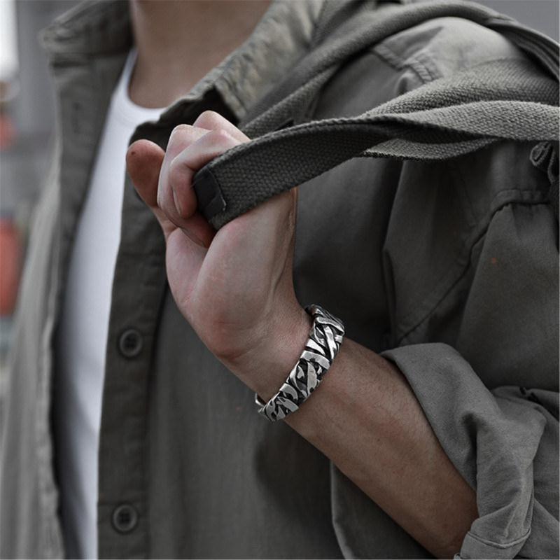 Bracciale da Uomo Retro Intrecciato con Polsino Regolabile Rame Design Largo Artigianale Gioiello da Braccio Unisex Accessori da Polso