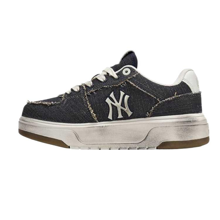 

MLB New York Yankees Skateboard Shoes Unisex 3ASXV025N-07BLD 39