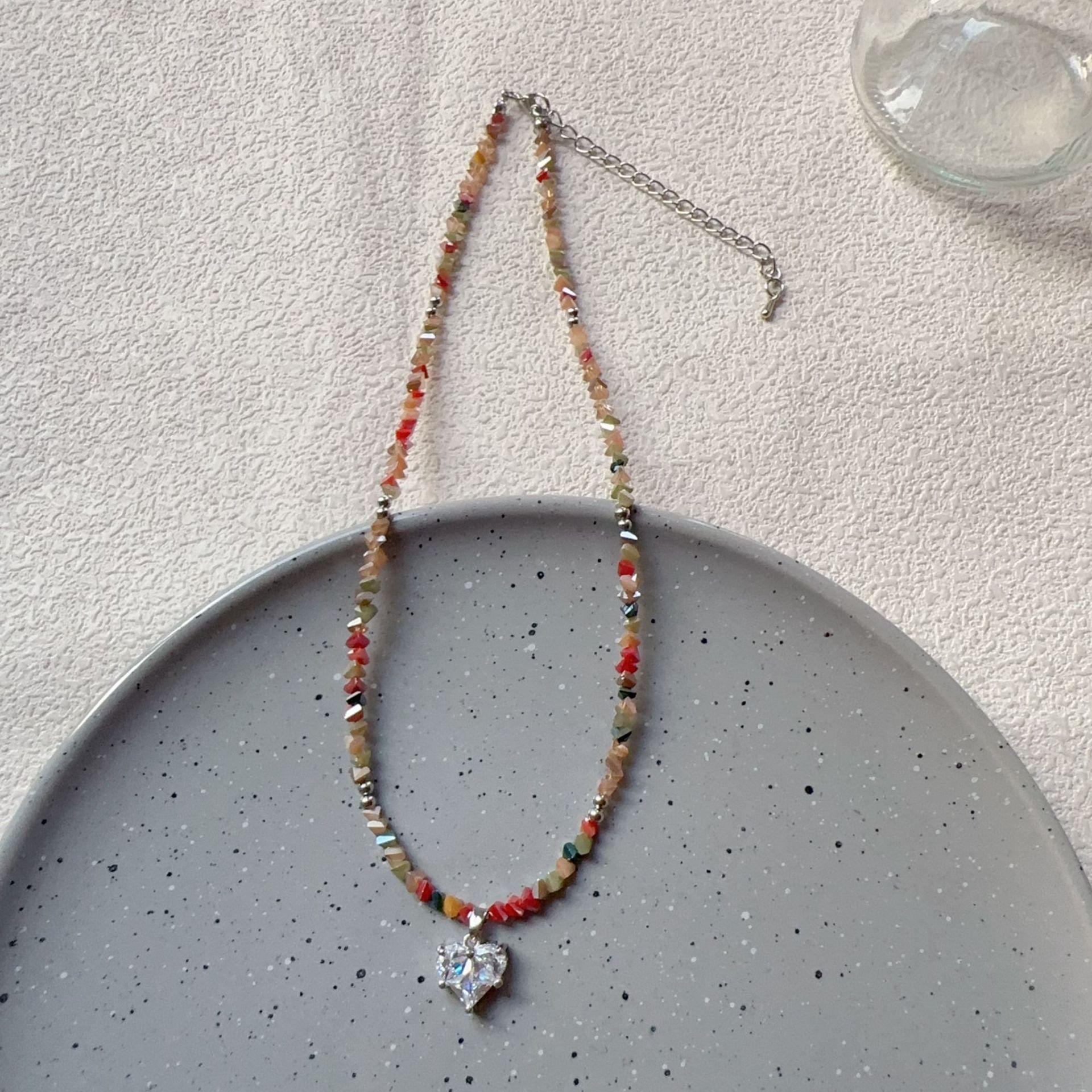 

Love Heart Pearl Beaded Necklace: Versatile Summer Jewelry for Women