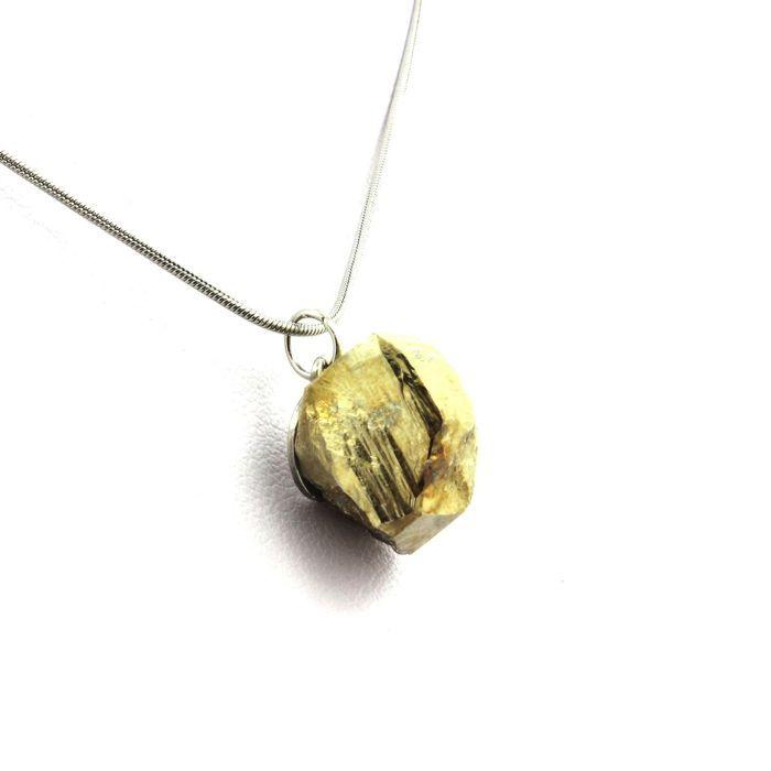 Collier Pyrite brut 26.8 carats