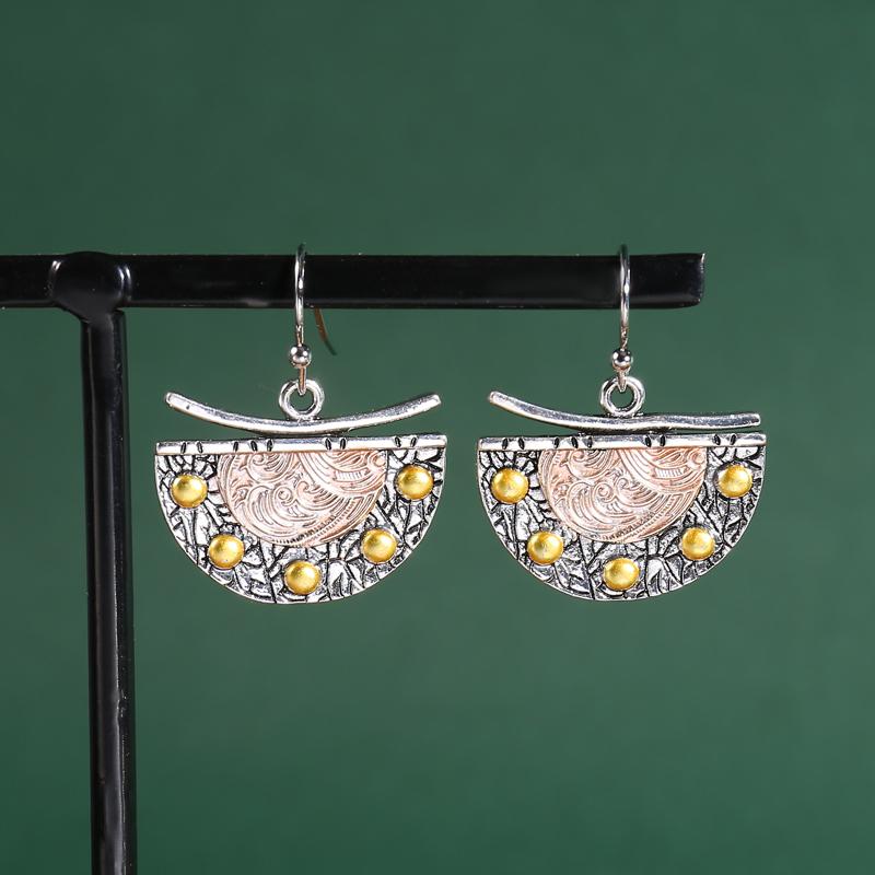 Ethnic Style Copper Material Hand Carved Semicircle Dangle Earrings for Women Vintage Pendant Vacation Banquet Jewelry Accessory
