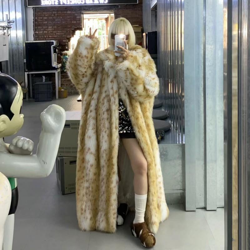 Environmentally friendly bobcat environmentally friendly fur coat for women's new fashionable loose young long fox fur coat for women's winter