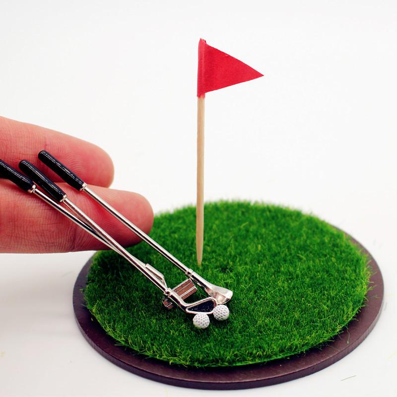 7Pcs/Set Dollhouse Mini Golf Club Grassland Model Set Simulation Sports Miniature Scene Prop Model Doll House Accessories