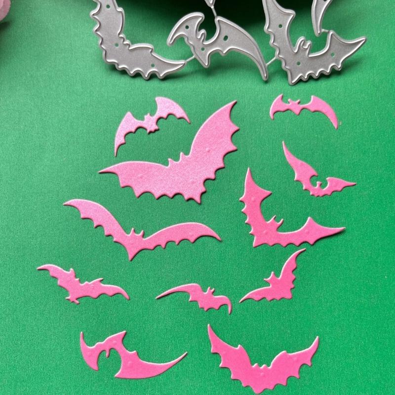 Animal Cutting Dies Halloween Bat Die Cuts Templates for Card Making Scrapbooking DIY Papercraft Album Crafts