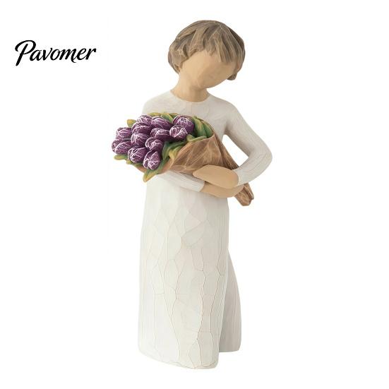 Flower Bouquet Resin Art Girl Holding Figurine, Faceless Lady Statue, Romantic Desktop Ornament for Small Statue Entryway Table Living Room