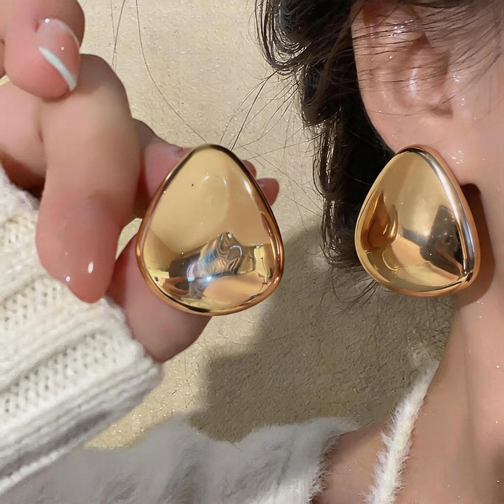 Silver Needle Metal Landscape Geometric Stud Earrings, Simple Temperament Versatile Light Luxury Premium Earrings for Women