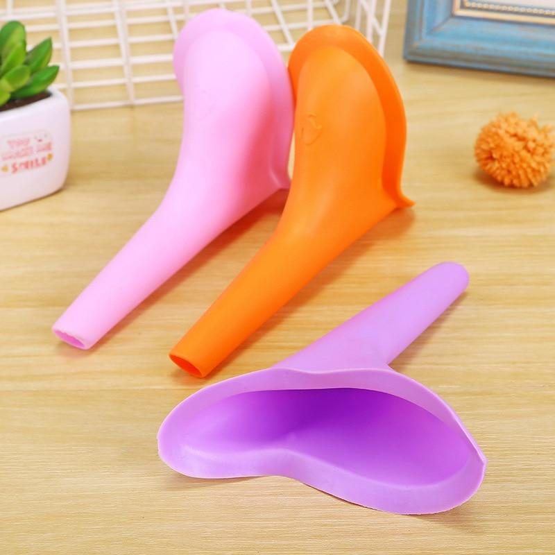 Dispositivo per urina da viaggio femminile per minzione all'aperto Imbuto per dispositivo per urina femminile Orinatoio in piedi per le donne Lady Girl Sex Toys per le donne